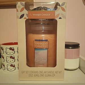 Yankee Candle Pink Sands Jar Candle Gift Set